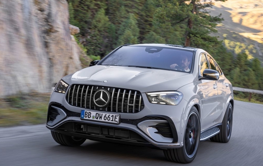 2024 메르세데스-벤츠 GLE 53 AMG 하이브리드 쿠페